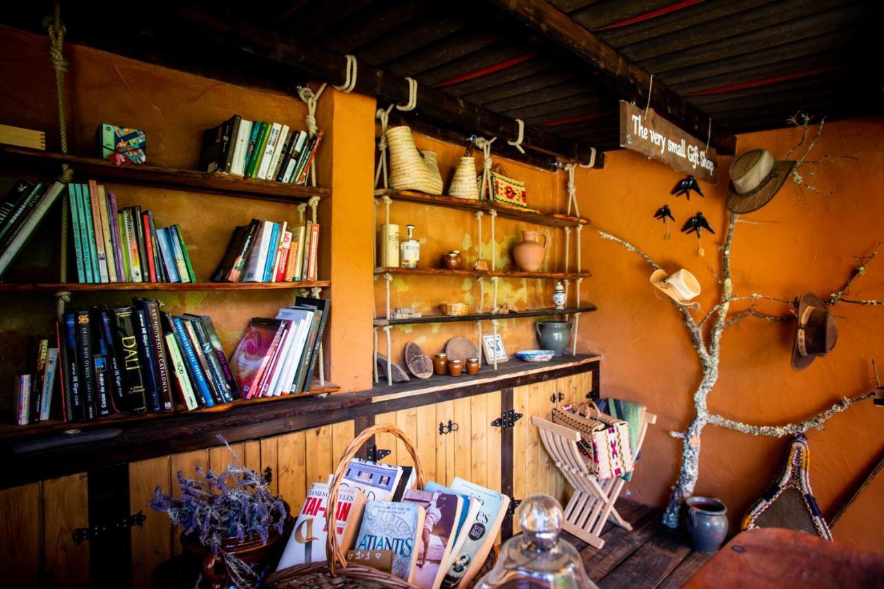 Quinta Alma - Ecological Retreat Farm Hotel อัลเจซูร์ ภายนอก รูปภาพ